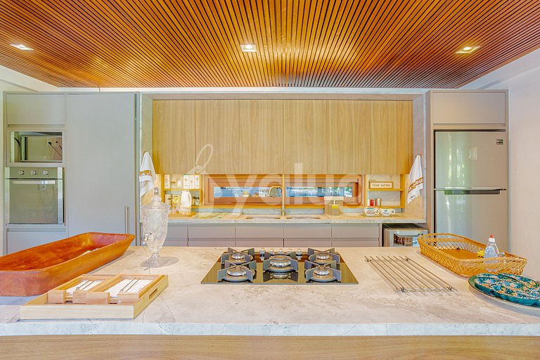 Casa de alto nivel con 4 suites - Praia do Forte.