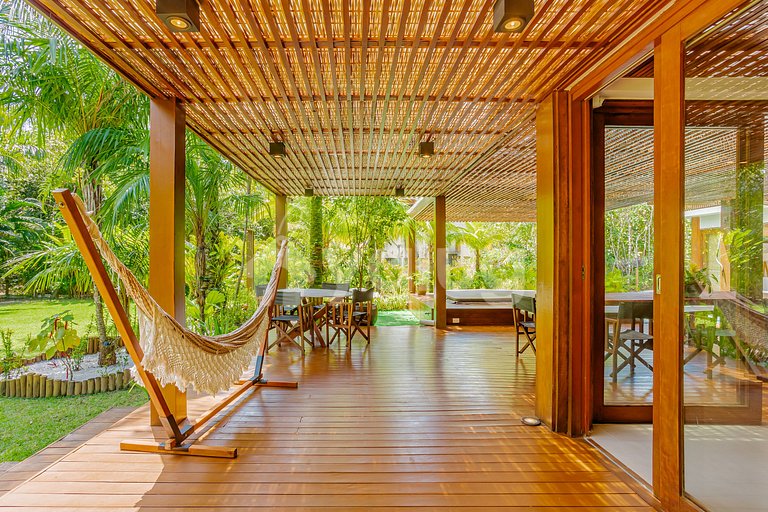 Casa de alto nivel con 4 suites - Praia do Forte.