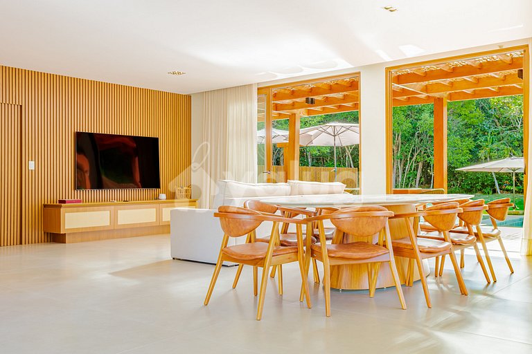 Casa Alto Padrão 6 suítes - Praia do Forte