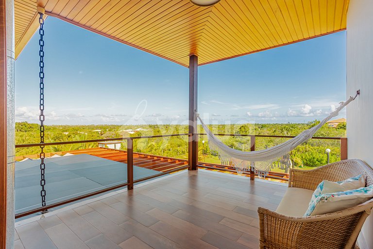 Linda Casa Alto Padrão 4 suítes com piscina Praia do Forte