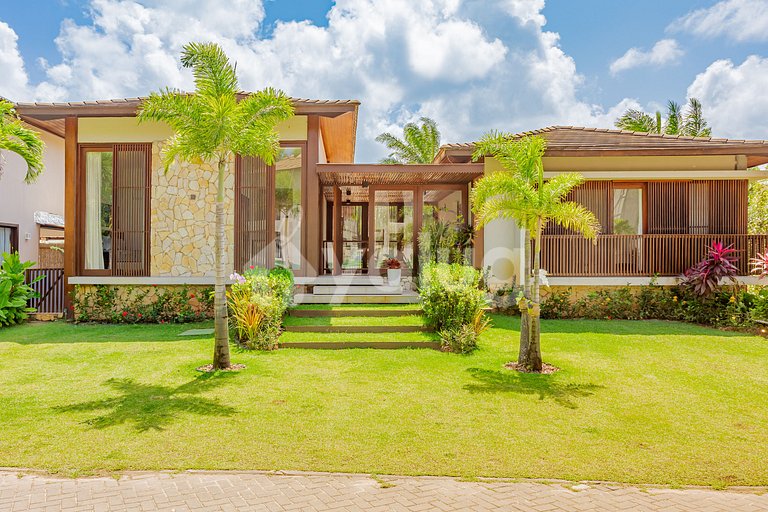 Casa Alto Padrão 4 suítes - Praia do forte.