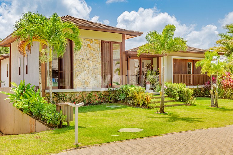 Casa Alto Padrão 4 suítes - Praia do forte.