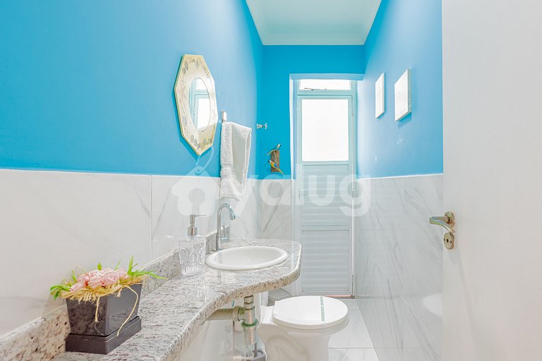 Excellent 4 Bedroom House in Guarajuba with Swimming Pool an
