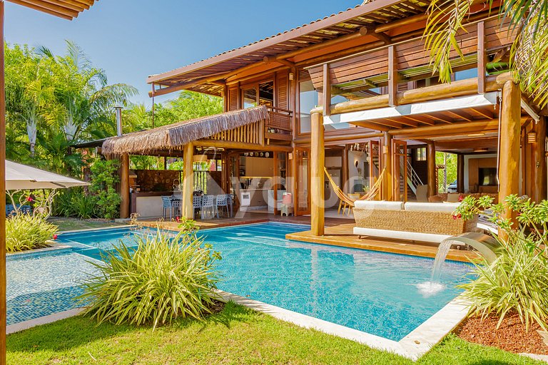 Maravilhosa casa com 5 suítes a 500m do Lord- Praia do Forte