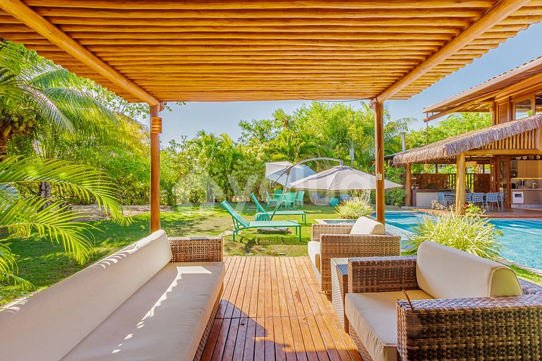 Maravilhosa casa com 5 suítes a 500m do Lord- Praia do Forte