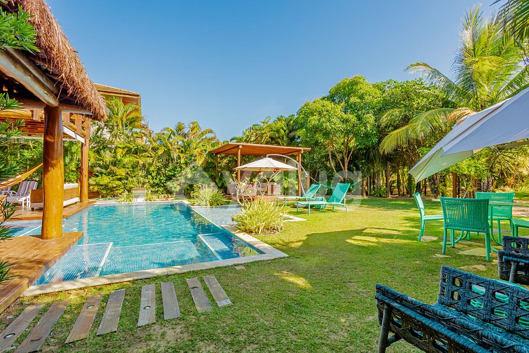 Maravilhosa casa com 5 suítes a 500m do Lord- Praia do Forte