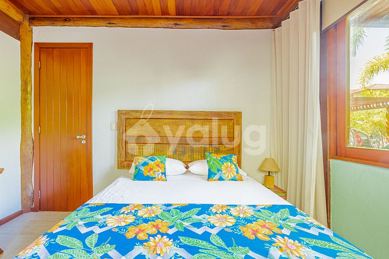 Maravilhosa casa com 5 suítes a 500m do Lord- Praia do Forte