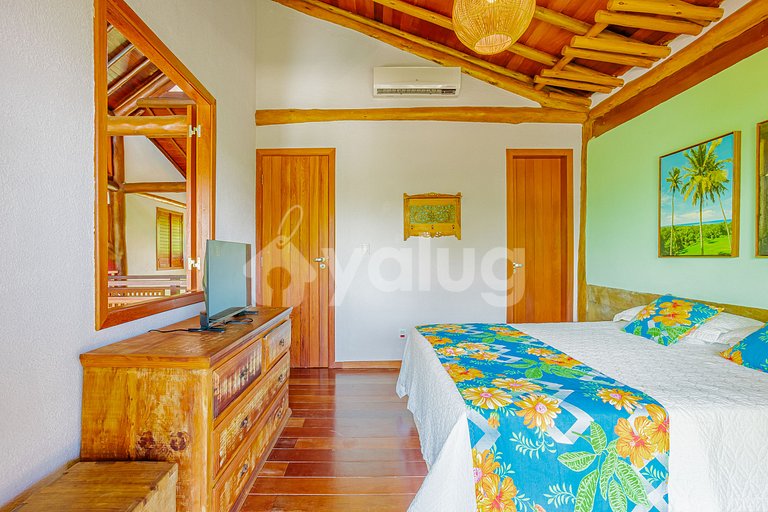 Maravilhosa casa com 5 suítes a 500m do Lord- Praia do Forte