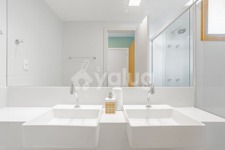 Excelente casa en la arena con 4 suites - Itacimirim