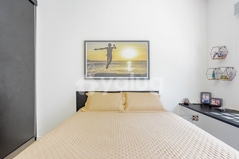 Amazing House with Pool - Busca Vida