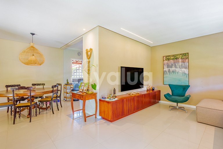 Amazing House with Pool - Busca Vida