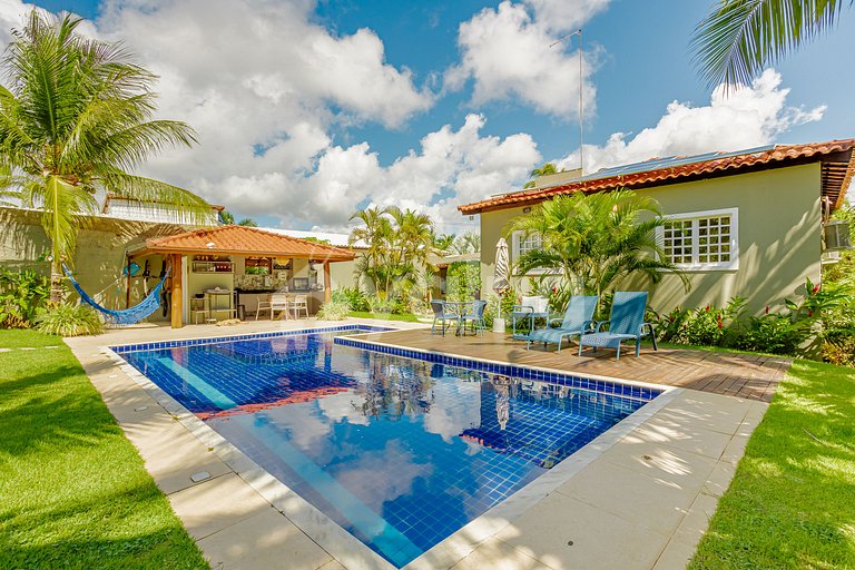 Increíble Casa con Piscina - Busca Vida