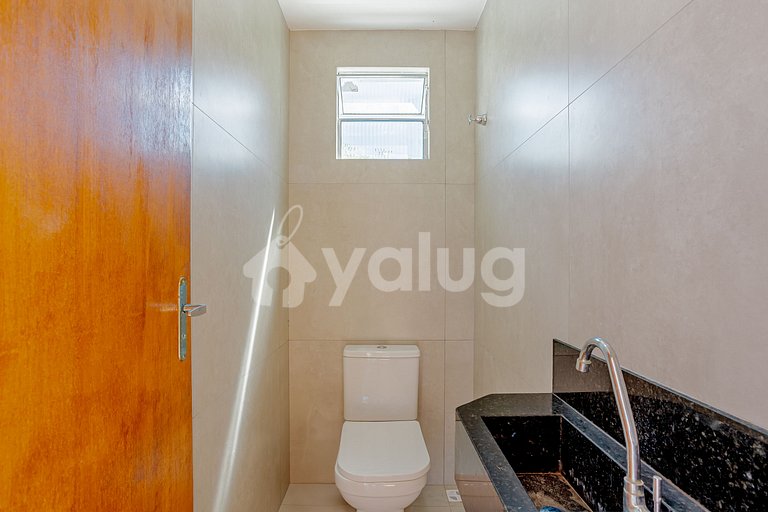 Excellent 4 Bedroom House in Guarajuba with Swimming Pool an