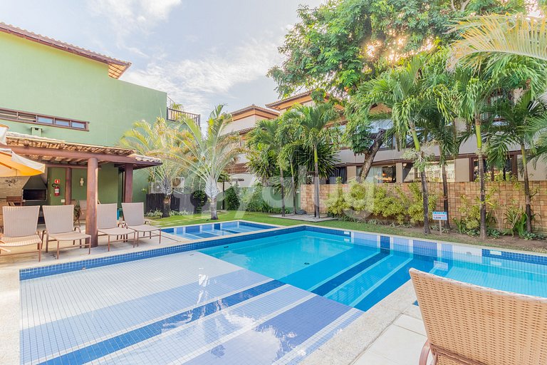 Great apt right on the sand with 3 suites - Praia do Forte