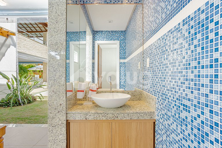 Maravillosa casa con piscina y 4 suites - Guarajuba