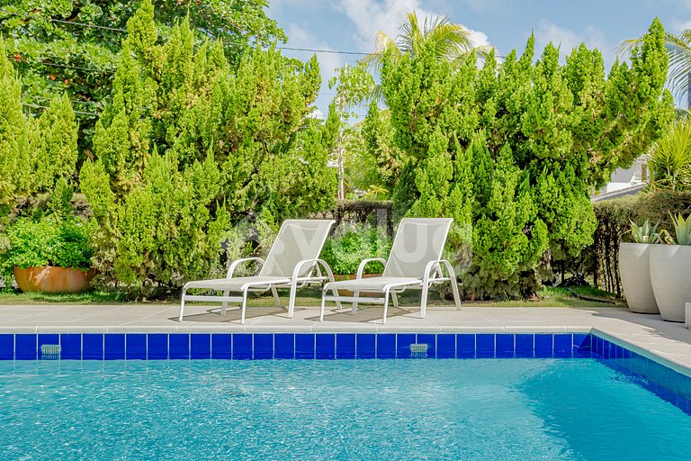 Maravillosa casa con piscina y 4 suites - Guarajuba