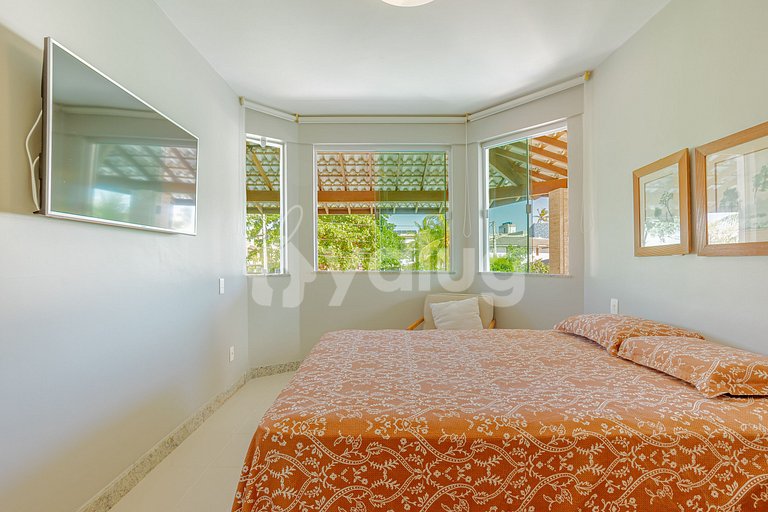 Maravillosa casa con piscina y 4 suites - Guarajuba