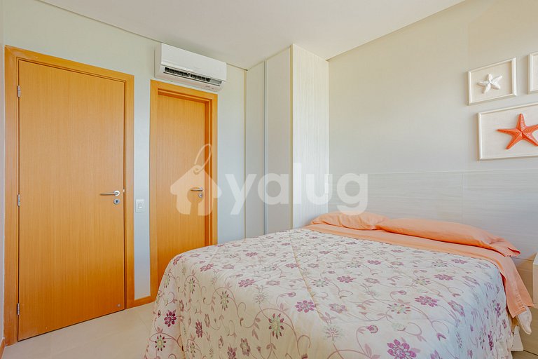 Great apartment on the beach with 3 suites - Itacimirim