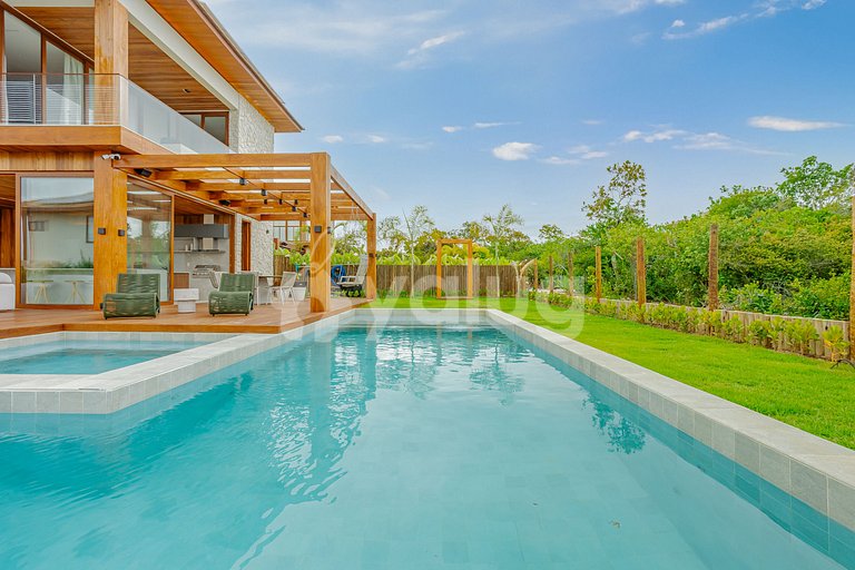 Wonderful Mansion with Pool and 7 Suites - Praia do Forte