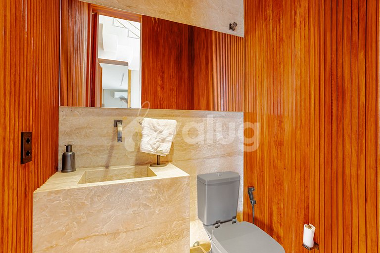 Wonderful Mansion with Pool and 7 Suites - Praia do Forte