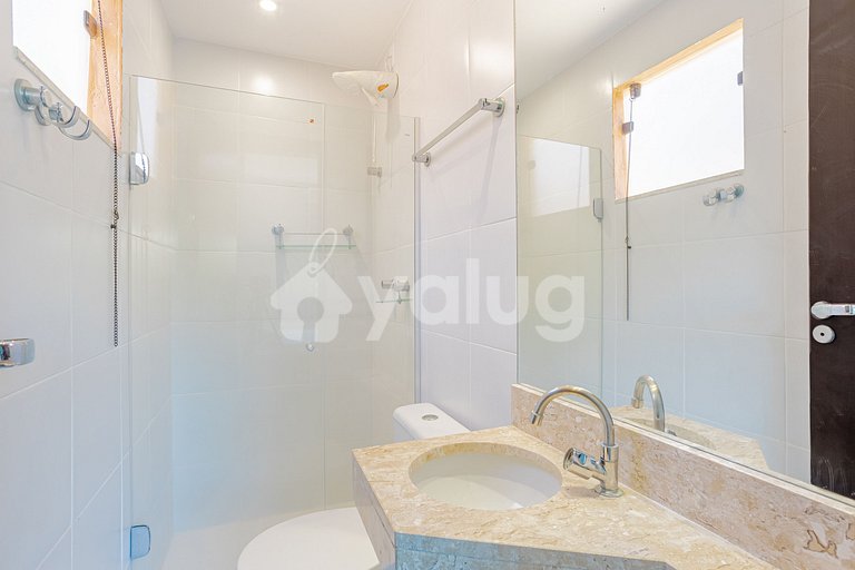 Excelente casa con piscina a 350m de la playa - Itacimirim