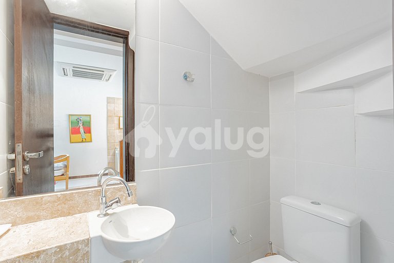 Excelente casa com piscina a 350m da praia - Itacimirim