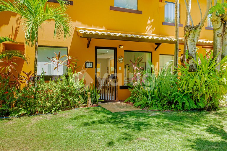 Excelente casa com piscina a 350m da praia - Itacimirim