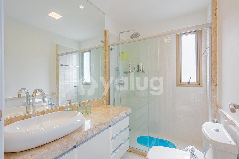 Apartment with 1 suite 970m from the beach