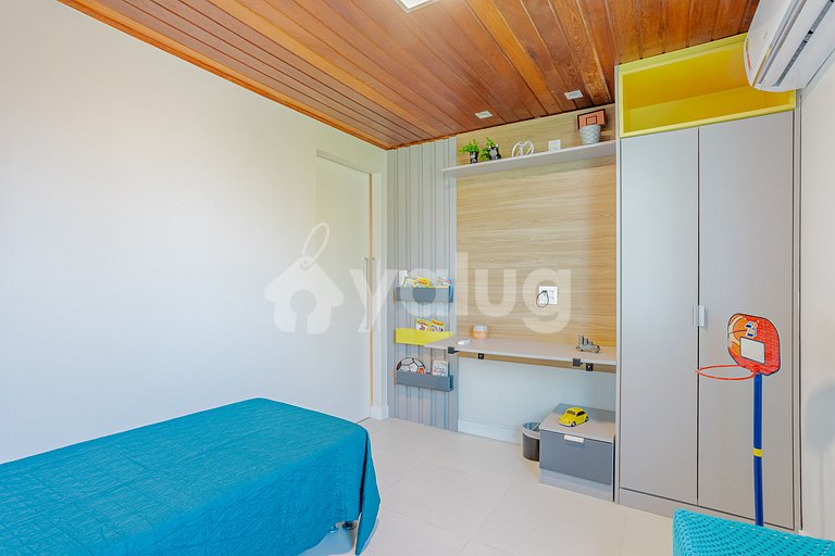 Excelente Apartamento Pé na Areia com 4 Suítes - Itacimirim