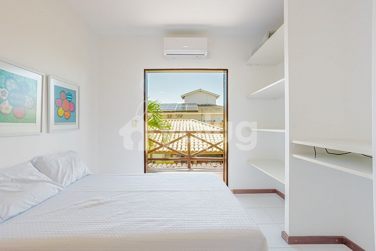 Ótimo apartamento pé na areia com 3 suítes - Itacimirim