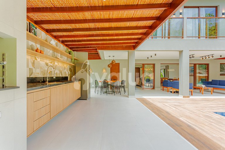 Maravilhosa Casa com 6 suítes e Piscina - Praia do Forte