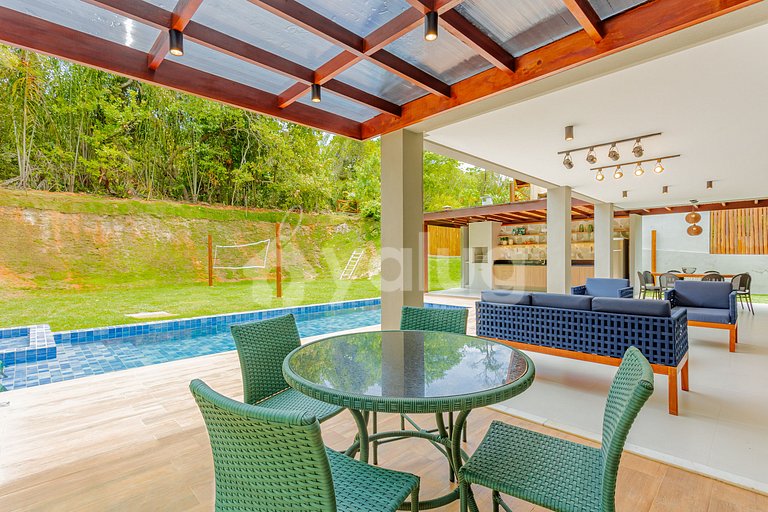 Maravilhosa Casa com 6 suítes e Piscina - Praia do Forte