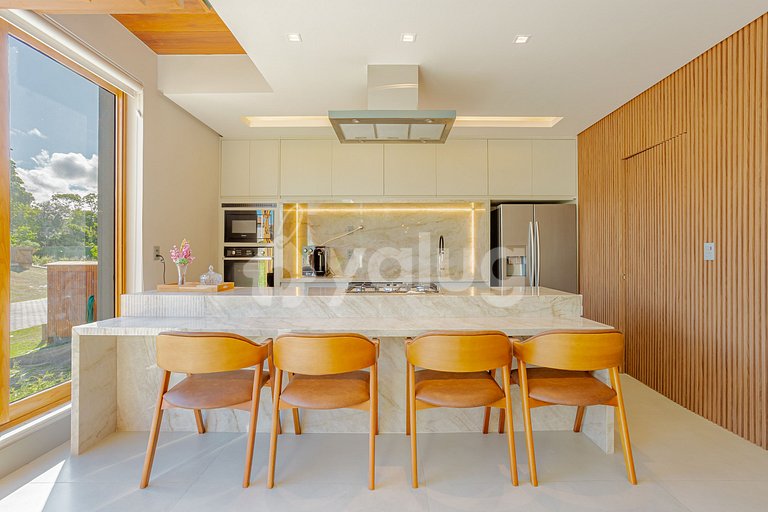 Wonderful House with 5 Suites and Pool - Praia do Forte