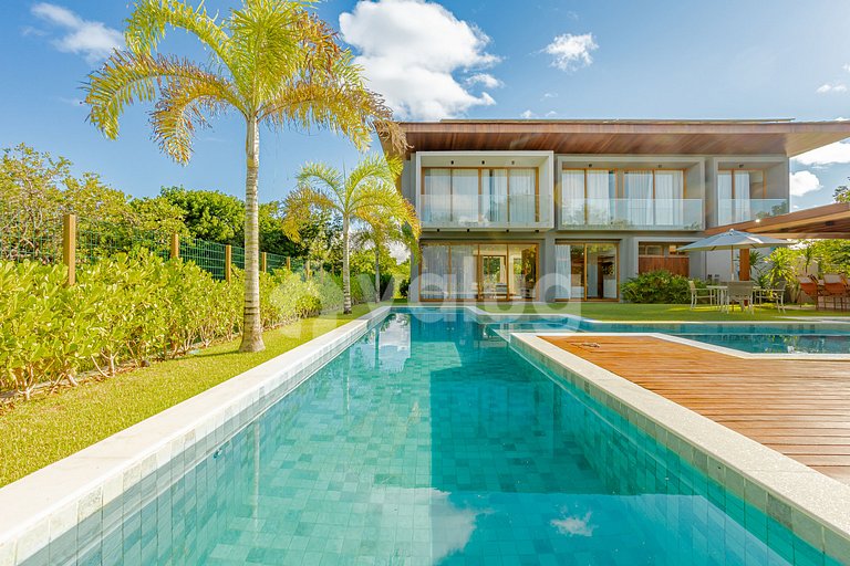 Maravilhosa Casa com 5 Suítes e Piscina - Praia do Forte
