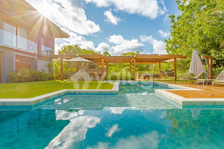 Maravilhosa Casa com 5 Suítes e Piscina - Praia do Forte