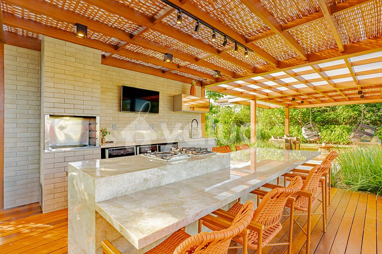 Maravilhosa Casa com 5 Suítes e Piscina - Praia do Forte