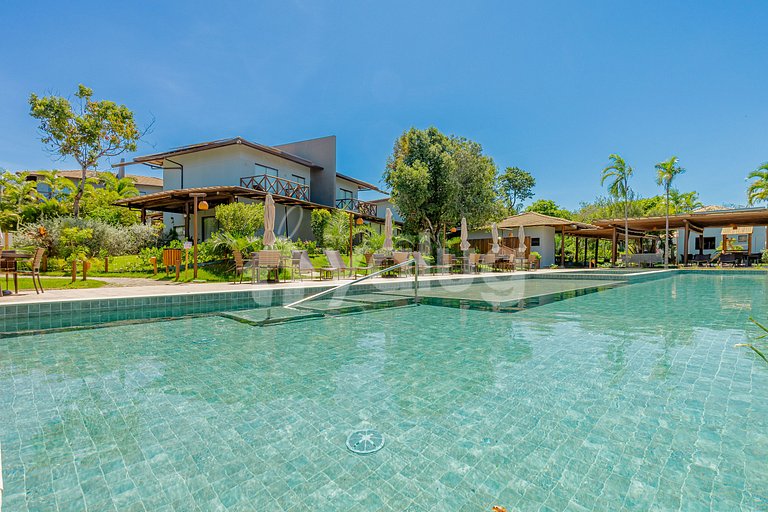 Maravilhosa casa com 2 suítes e 1 quarto - Praia do Forte