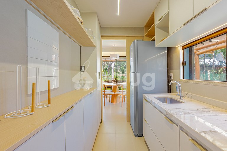 Maravilhosa casa com 2 suítes e 1 quarto - Praia do Forte