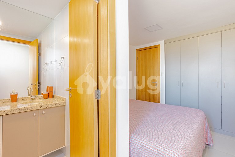 Lindo Apartamento Pé na Areia com 4 Suítes - Itacimirim