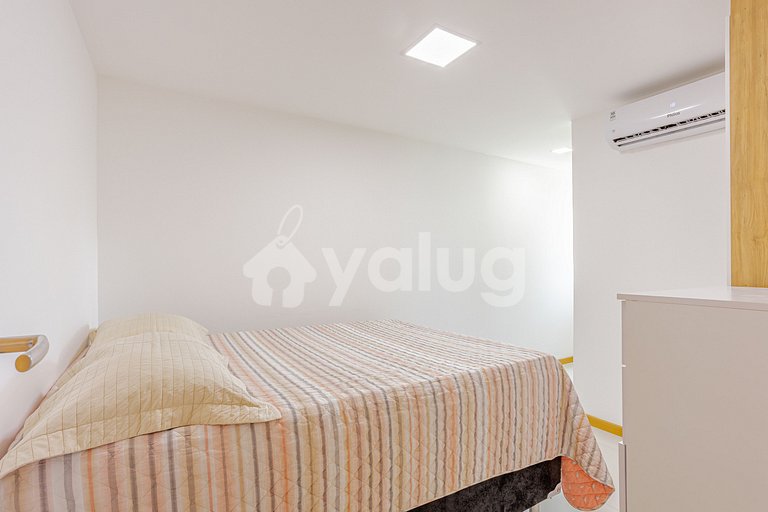 Lindo Apartamento Pé na Areia com 4 Suítes - Itacimirim