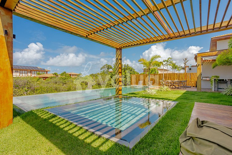 Great Mansion with 5 Suites and Swimming Pool-Praia do Forte