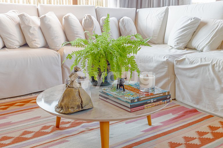 Linda Mansão com 5 Suítes e Piscina - Praia do Forte