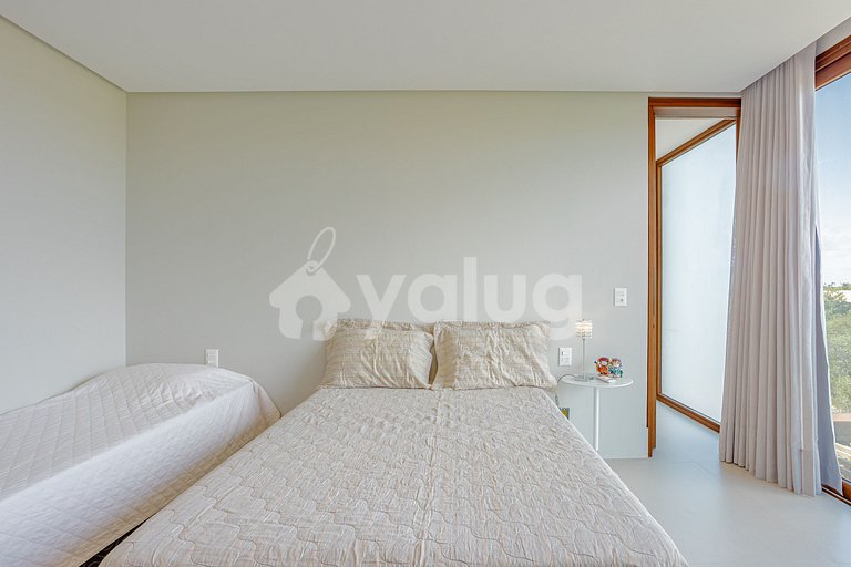 Great Mansion with 5 Suites and Swimming Pool-Praia do Forte