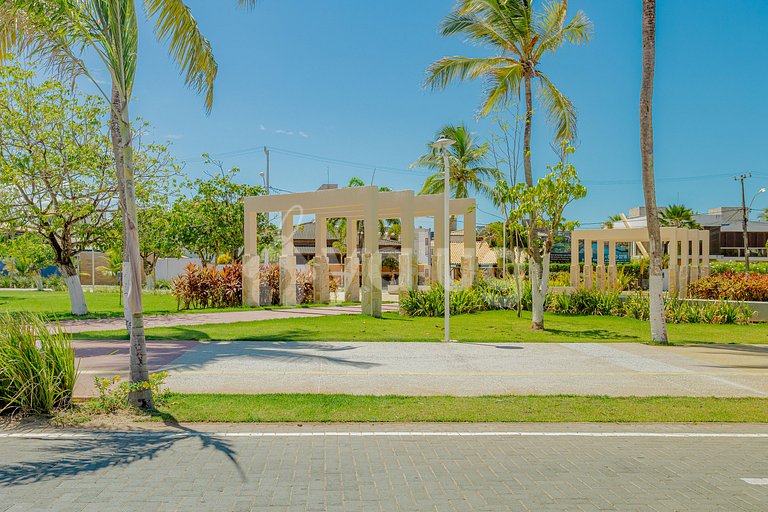 Linda casa com 4 suítes a 250m da praia de Guarajuba