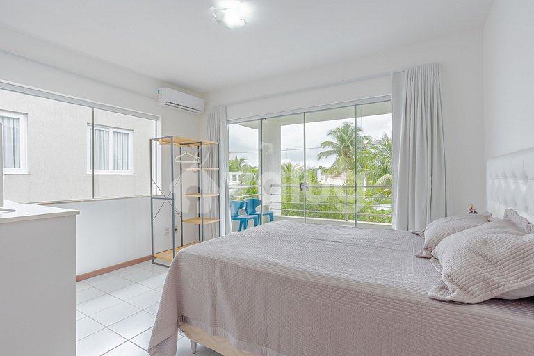 Excelente Casa com Piscina e 3 Suítes a 450m da Praia - Guar