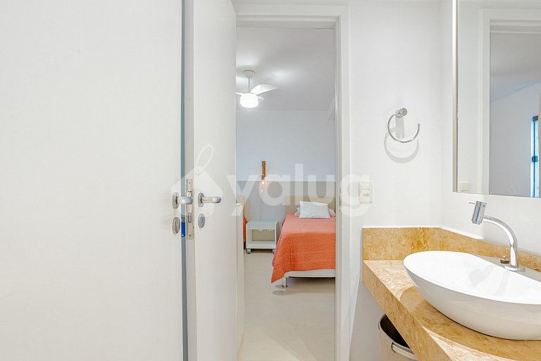 Lindo apartamento com 3 suítes em Guarajuba