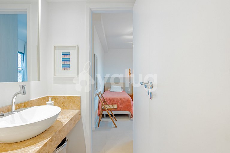 Lindo apartamento com 3 suítes em Guarajuba