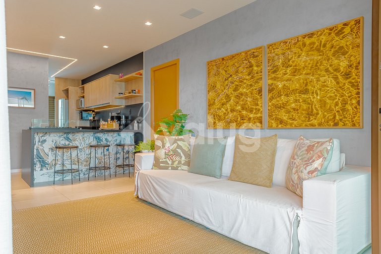 Maravilhoso Apartamento pé na areia com 3 suítes- Itacimirim