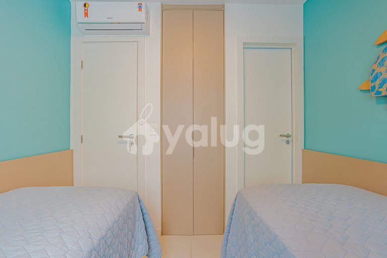 Maravilhoso Apartamento pé na areia com 3 suítes- Itacimirim