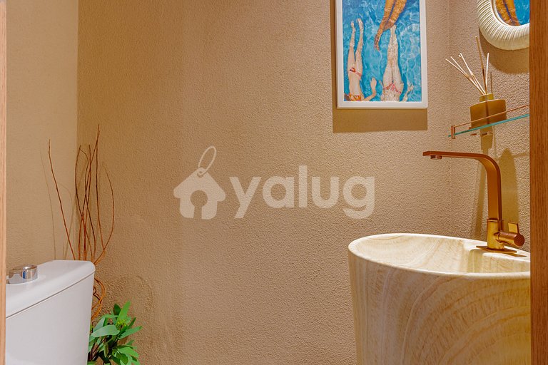 Maravilhoso Apartamento pé na areia com 3 suítes- Itacimirim